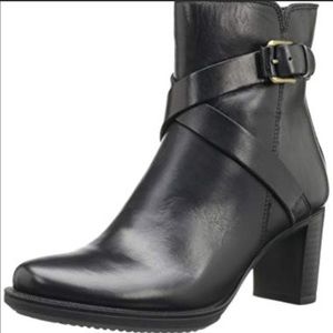 ECCO women’s Saunter 65 strap ankle boot